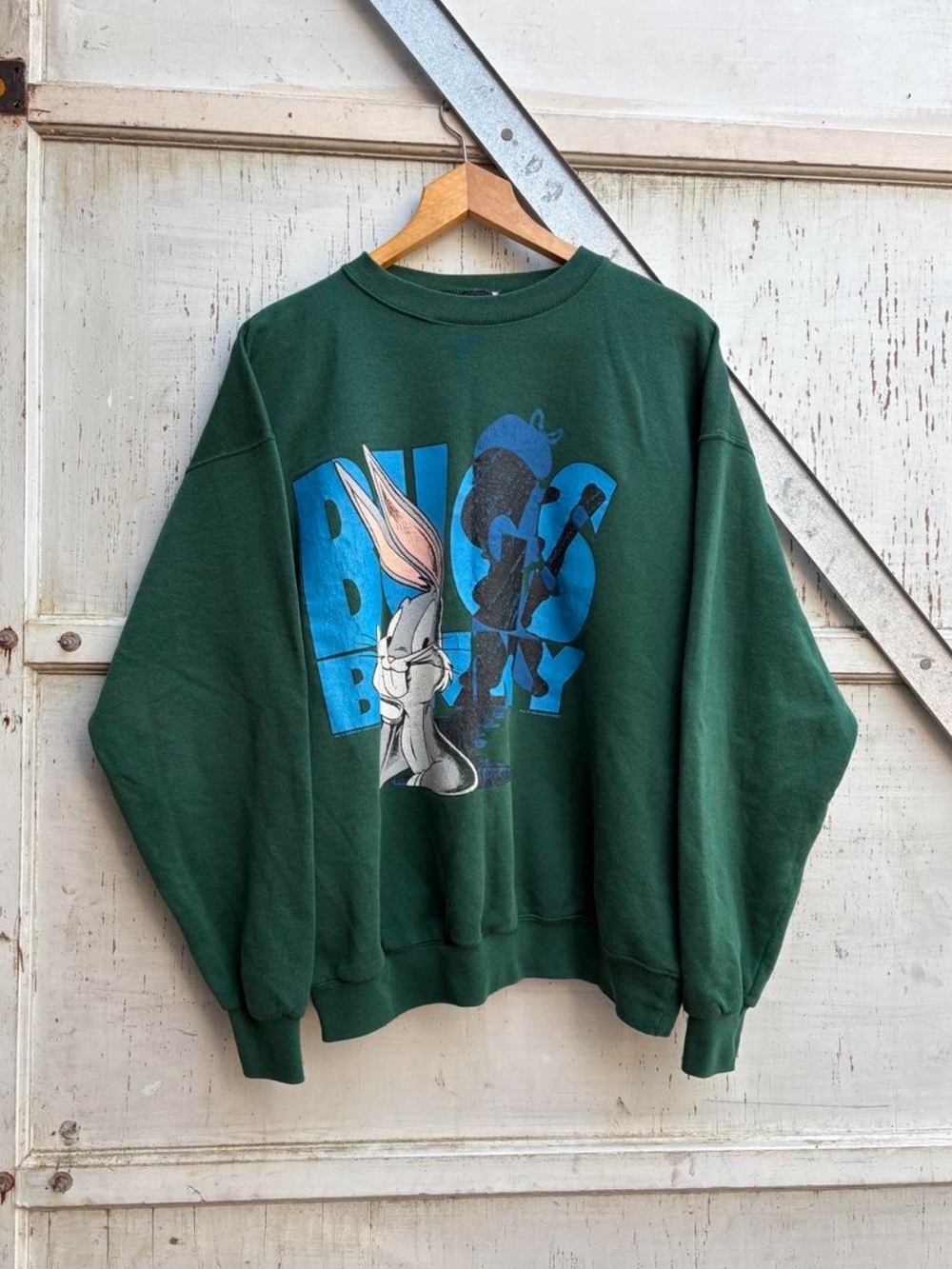 Vintage 90s Looney Tunes Warner Bros Green Bugs Bunny Graphic Print Sweatshirt L